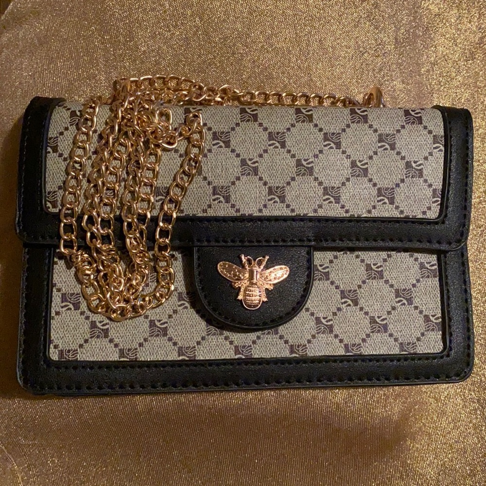 Bumblebee crossbody purse!!!